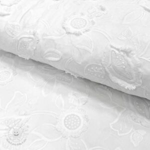 Bavlnená látka EMBROIDERY Catchy Swingy white - látka madeira, madeira látka, madeira metráž, madeira metraz, uplet madeira, madeira latky, vysivana latka, vyšívaná látka, madeira cena, bavlnená látka madeira, latky madeira, látka madeira bílá, madeira latka predaj, madeira látka metráž, vyšívaná bavlna metráž, vyšívaná látka metráž